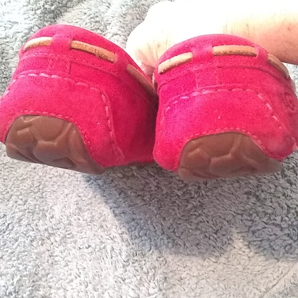 UGG Australia size 8 - Picture 2 of 5